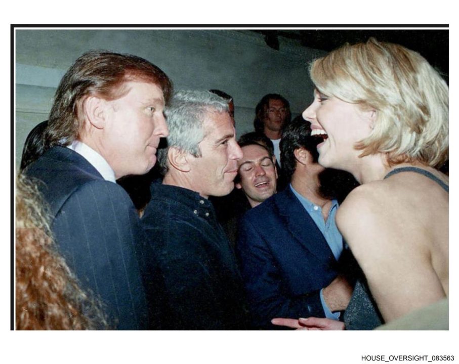 Casa Blanca acusa a demócratas de querer ‘crear falsa narrativa’ con fotos Trump y Epstein