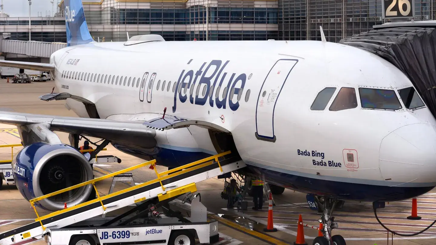 Las acciones de Airbus se desploman tras actualización del fabricante sobre un importante fallo del A320