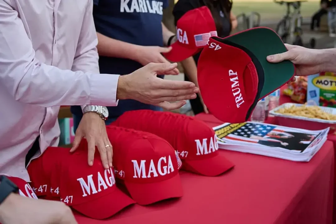 La política migratoria de Trump está alejando a votantes republicanos, según una encuesta