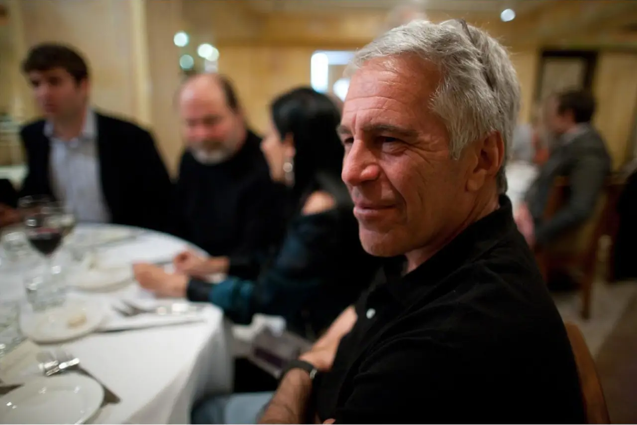 Archivos de Epstein omiten una acusación contra Trump por agresión sexual: NYT