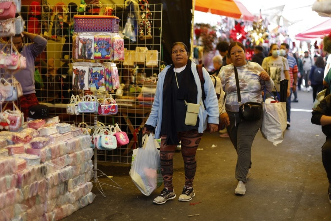 Banxico pausa recortes de tasa y aplaza convergencia hacia meta inflación