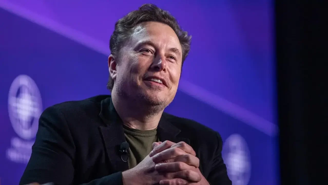 Elon Musk es la primera persona en la historia en superar los 700,000 mdd tras decisión de la Corte de Delaware sobre sus acciones de Tesla anuladas