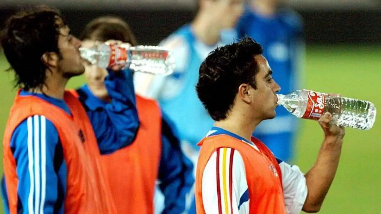 FIFA anuncia pausas de hidratación de 3 minutos en cada periodo de todos los partidos