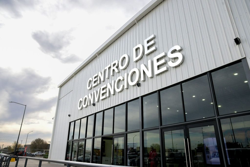 Centro de Convenciones “Tres Culturas”, Ciudad Cuauhtémoc, Chihuahua.