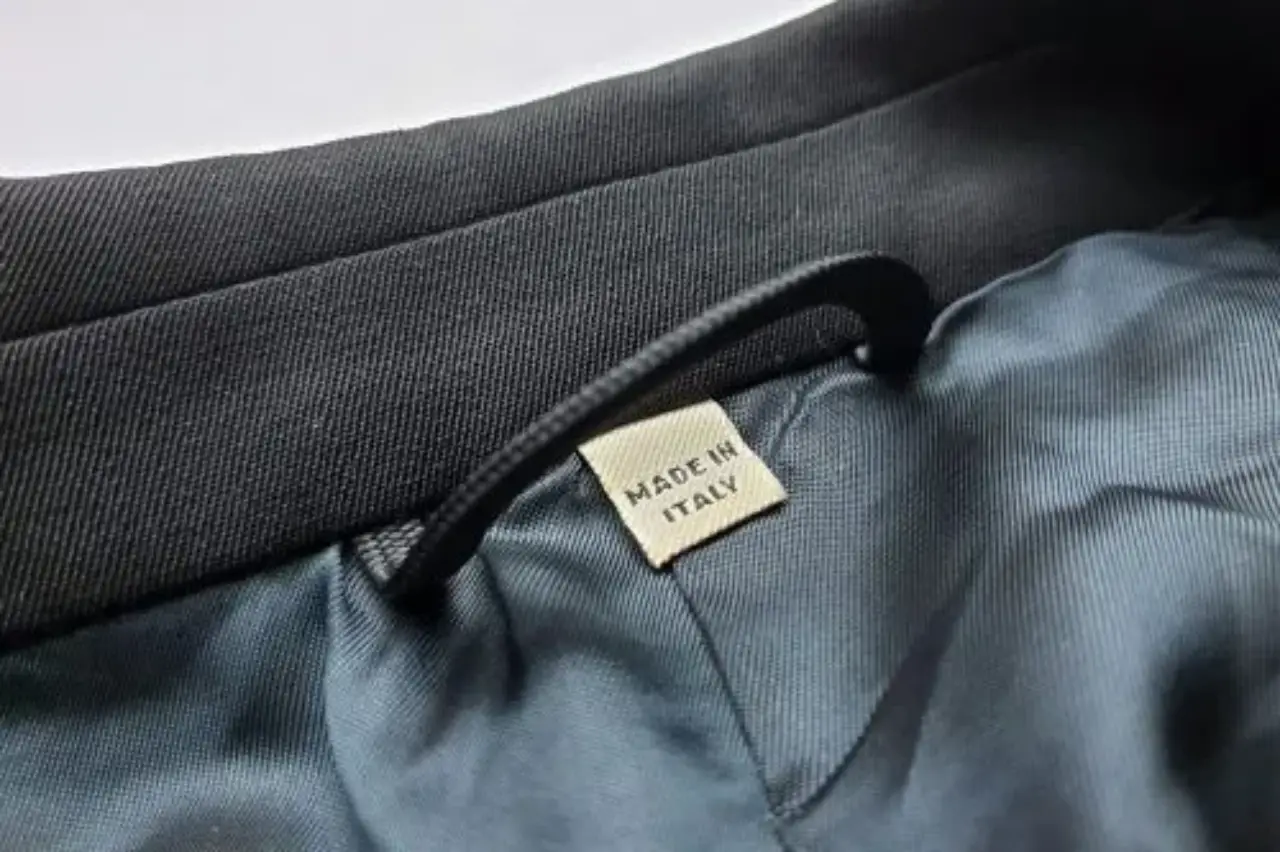 Trece marcas de moda italianas deben entregar informes por caso de explotación laboral