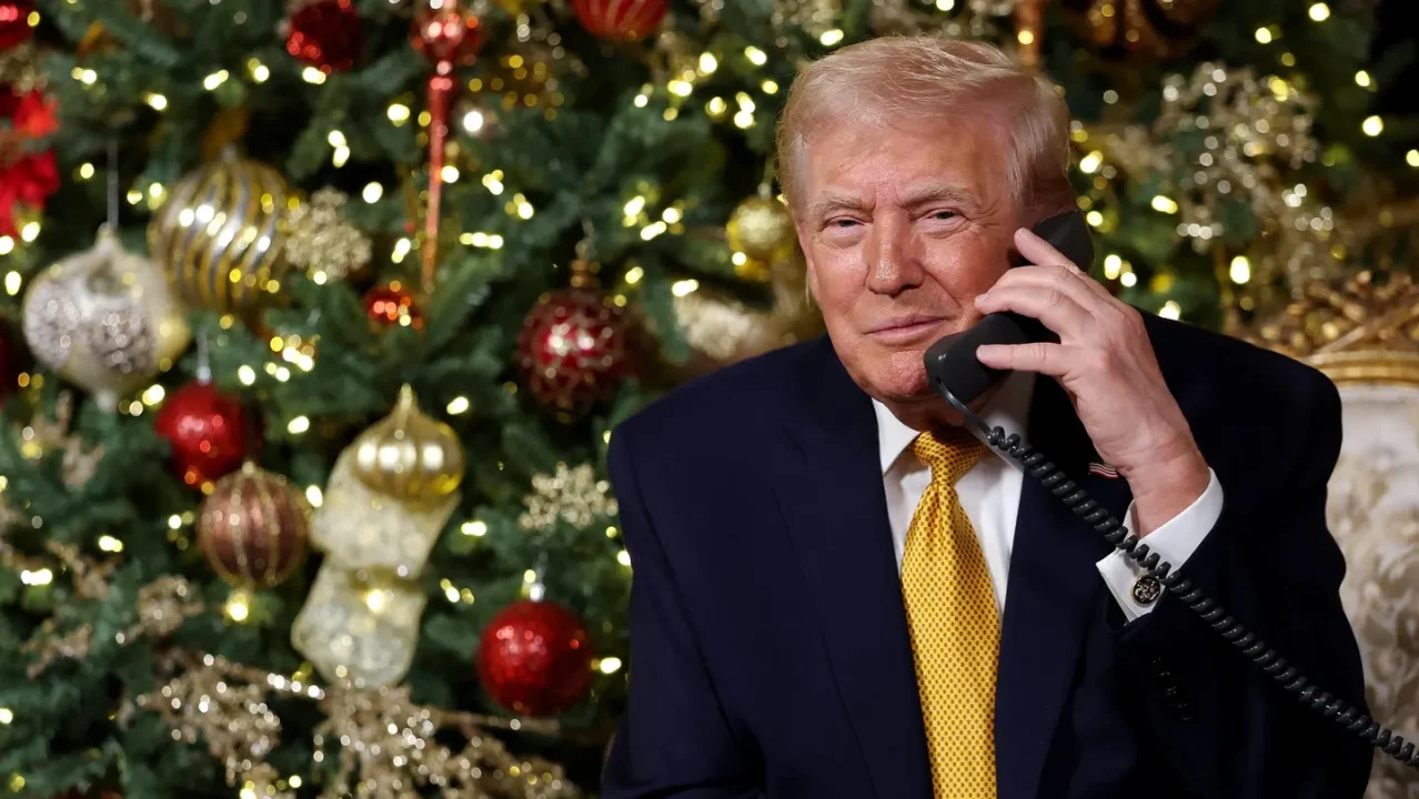La Navidad de Trump: La verdad, una lluvia de quejas y advertencias a los niños sobre el ‘Santa malo’