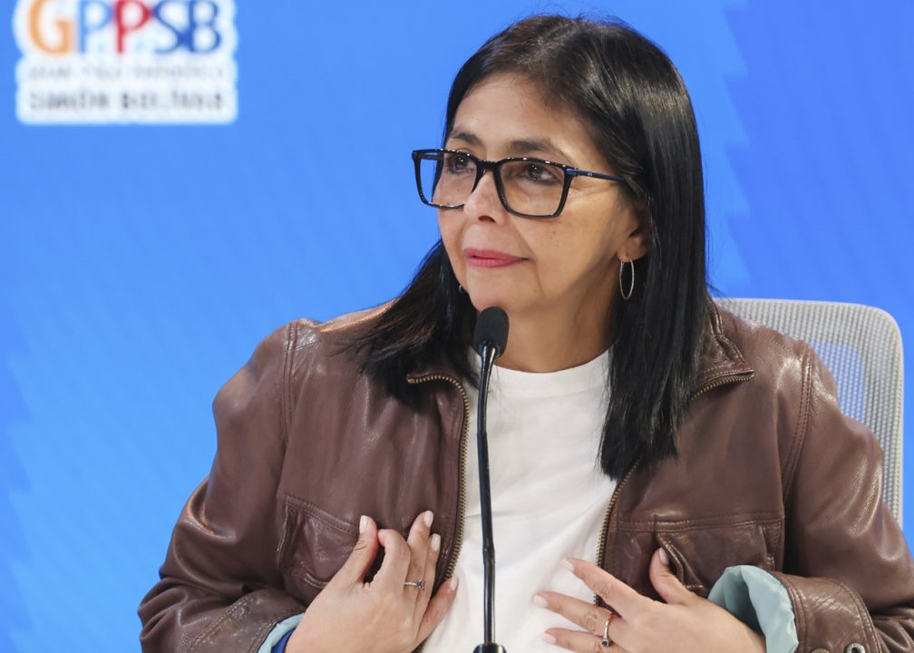 Presidenta interina de Venezuela y el líder de la oposición abordan nuevas relaciones con la administración Trump