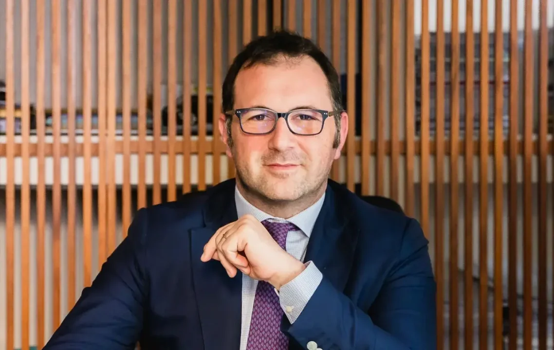 Este emprendedor italiano se hizo multimillonario invirtiendo en India. A continuación: Espacio e IA