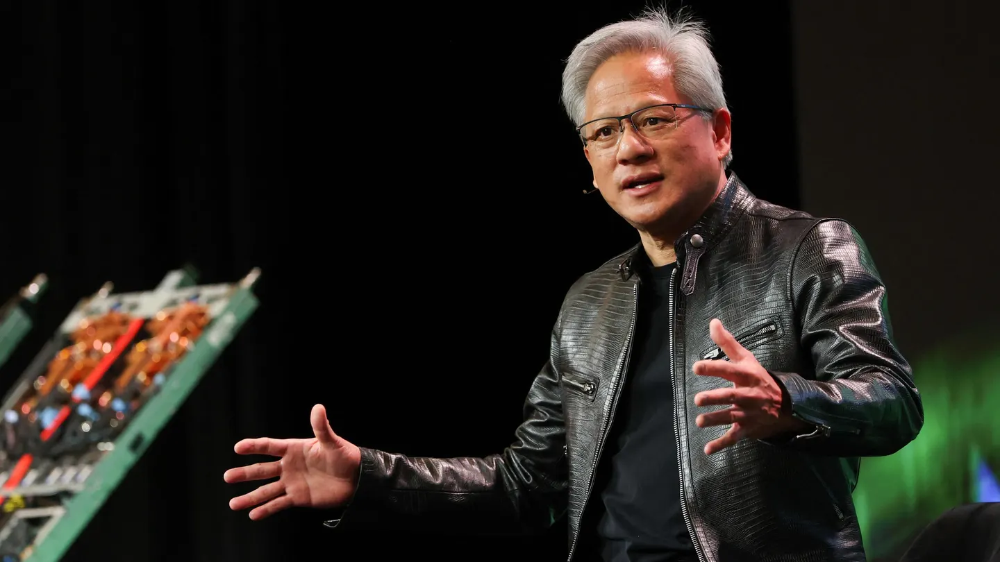 Jensen Huang, CEO de Nvidia, está ‘perfectamente de acuerdo’ con el impuesto a los billonarios en California