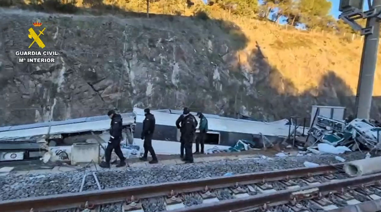 Los primeros agentes en llegar al accidente ferroviario en España relatan el horror vivido