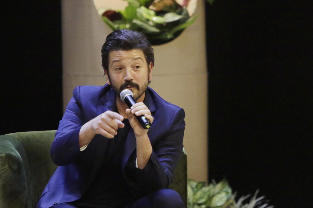 Diego Luna revela que Alfonso Cuarón le ‘enseñó a hablar cine’ en ‘Y tu mamá también’