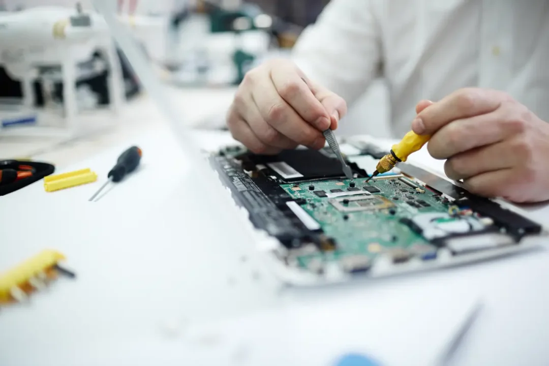 El proveedor de Apple, Pegatron, espera que su planta en EU esté terminada para finales de marzo