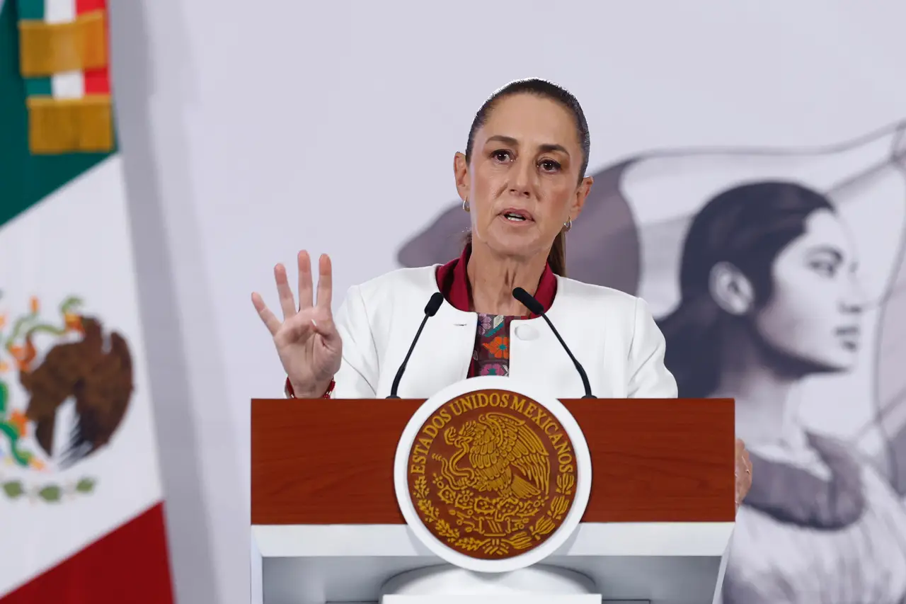 Sheinbaum no ve riesgo de ‘invasión’ a México y descarta llamada a Trump