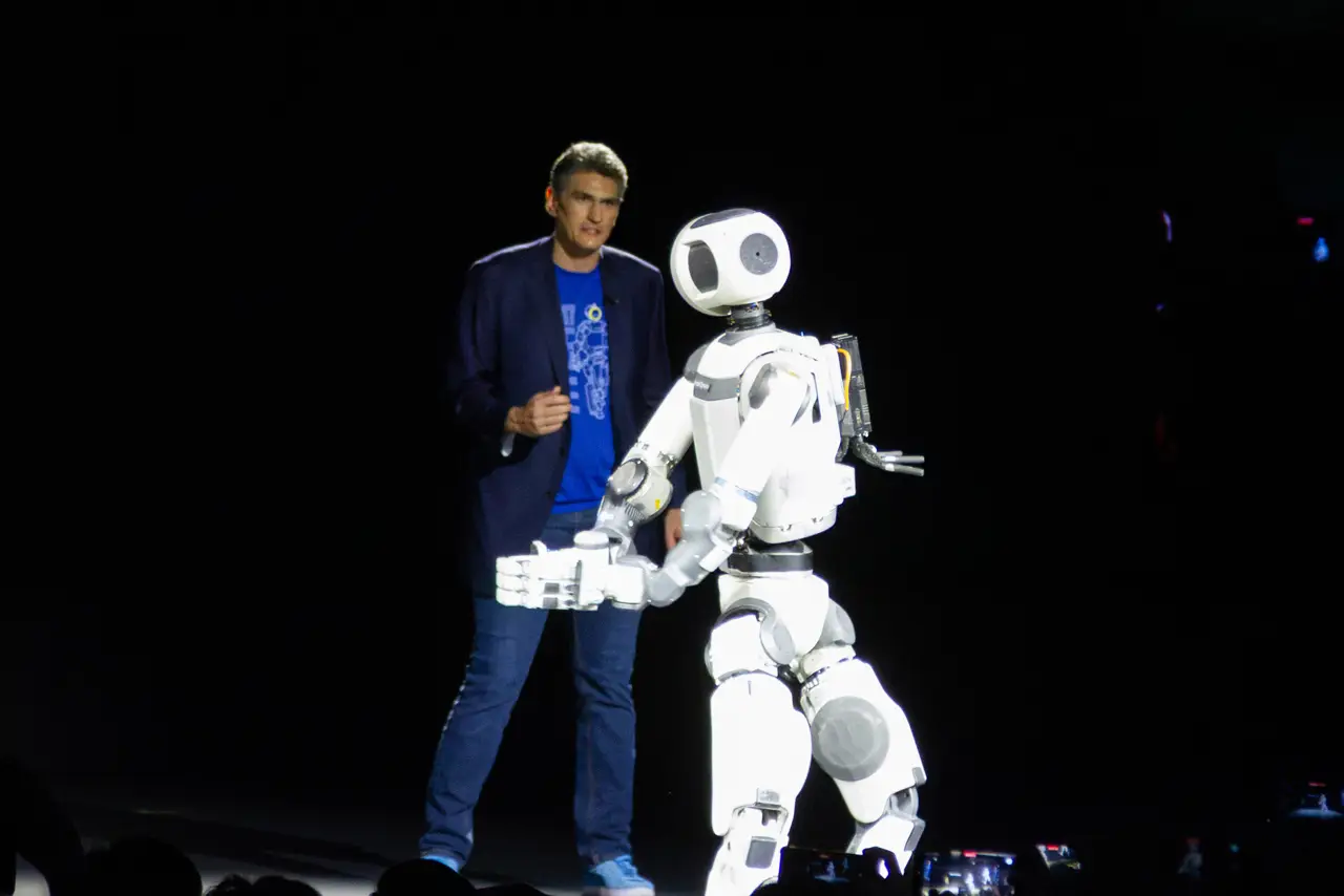 Los anuncios de Nvidia y Hyundai en CES generan dudas en los mercados sobre Tesla y Musk