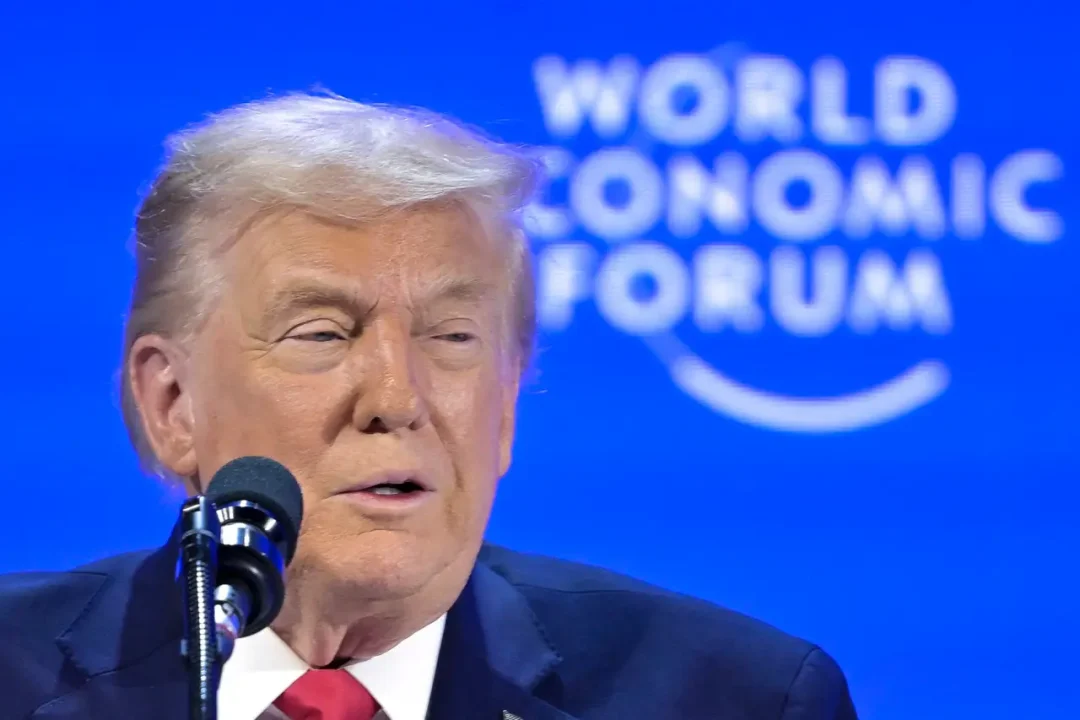 Trump dice que Estados Unidos no usará la fuerza para adquirir Groenlandia