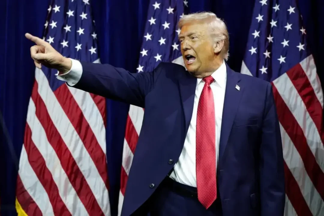 Trump critica a los republicanos que votaron para limitar su capacidad de atacar a Venezuela