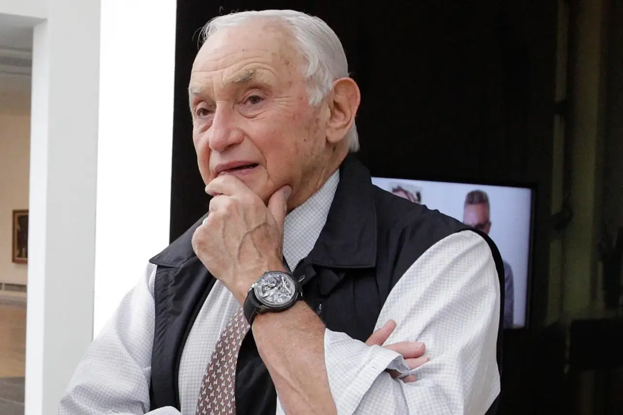 El multimillonario inversor Les Wexner será citado por el Comité de Supervisión de la Cámara de Representantes en la investigación de Epstein