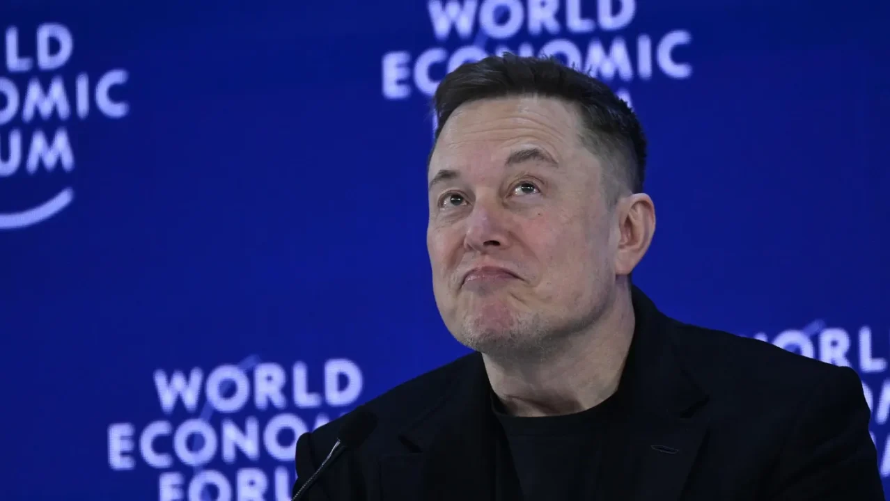 Patrimonio neto de Musk alcanza los 788,000 mdd