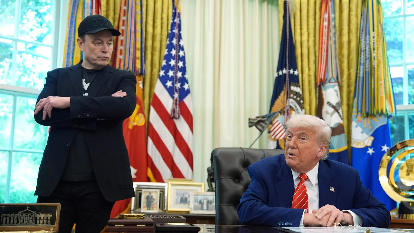 Trump y Elon Musk impulsan leyes de identificación de votantes como último intento de impulsar al Partido Republicano en las elecciones intermedias