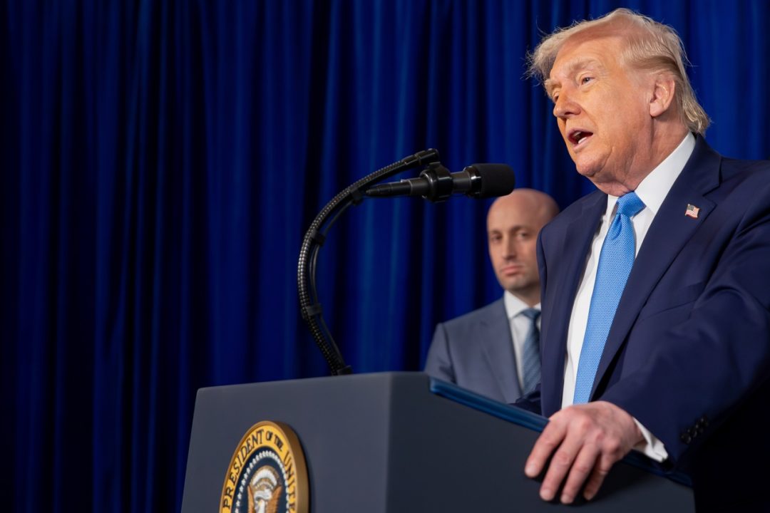 Trump incentiva a las petroleras de EU a invertir en Venezuela, pero el sector aún duda