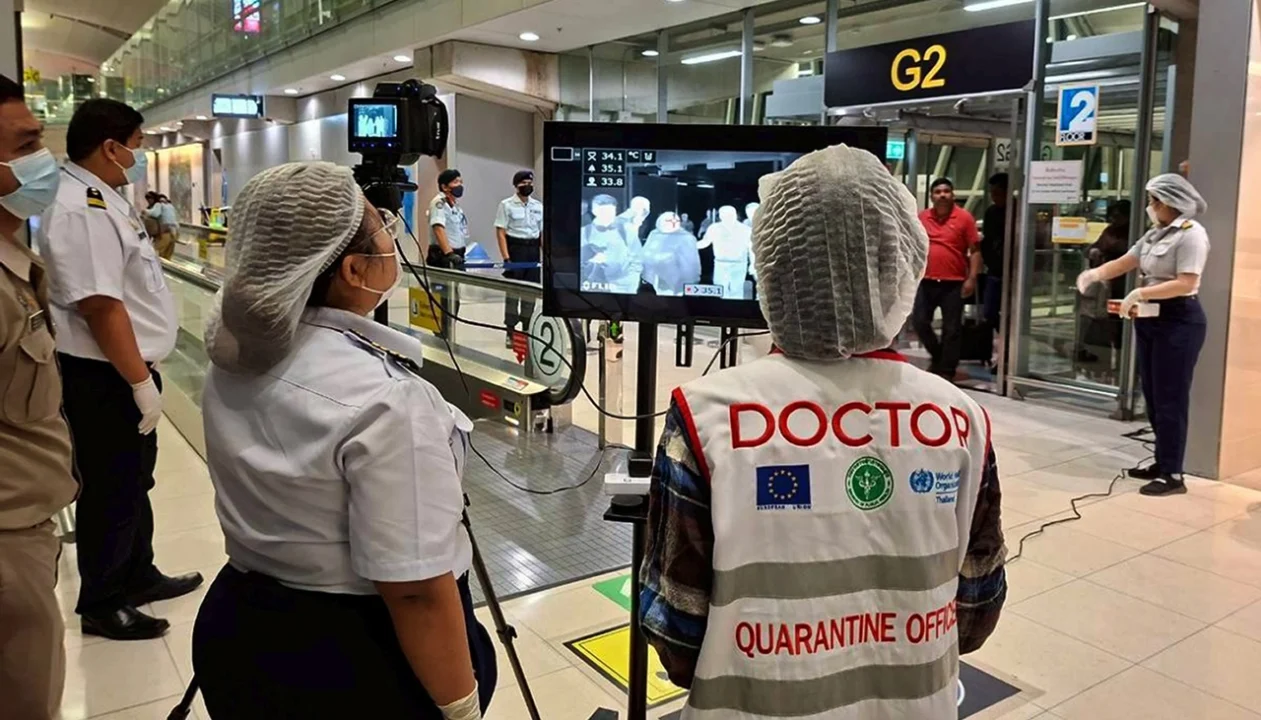 Los controles aeroportuarios por el virus Nipah son para tranquilizar, no una medida científica para frenar su propagación, dicen expertos