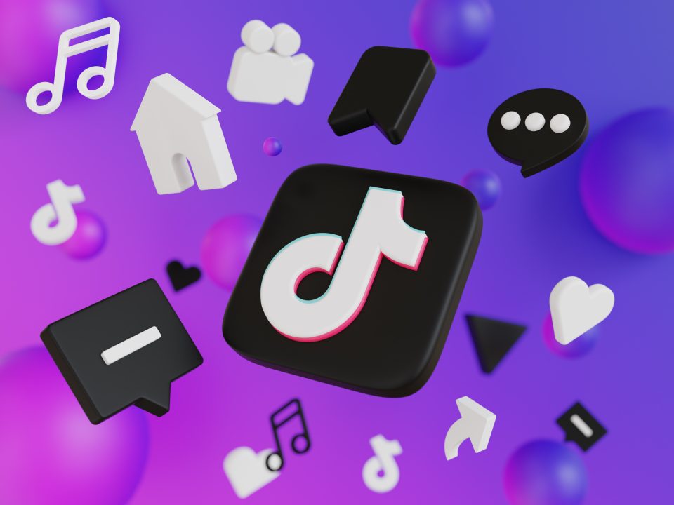 TikTok resuelve demanda sobre adicción a redes sociales