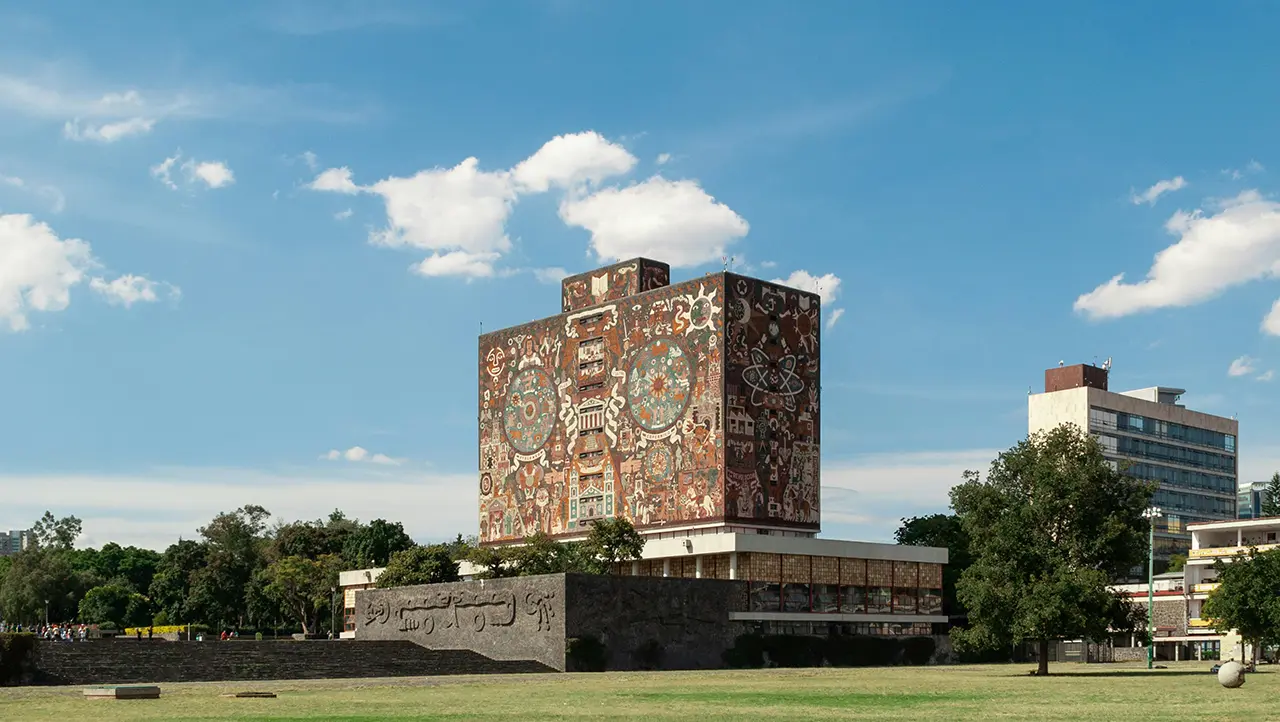 Tec de Monterrey supera a la UNAM en el World University Rankings 2026; Oxford es primer lugar