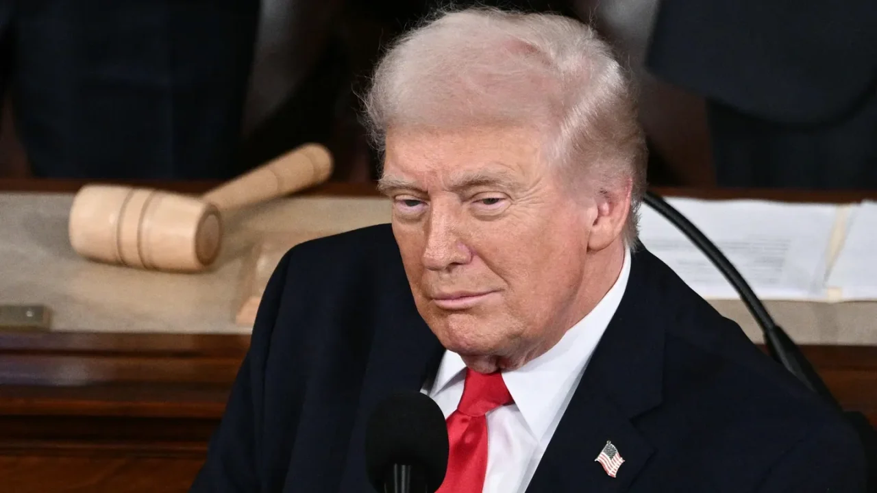Trump reitera su ambición de que los aranceles reemplacen los impuestos sobre la renta en el discurso sobre el Estado de la Unión: aquí por qué es improbable