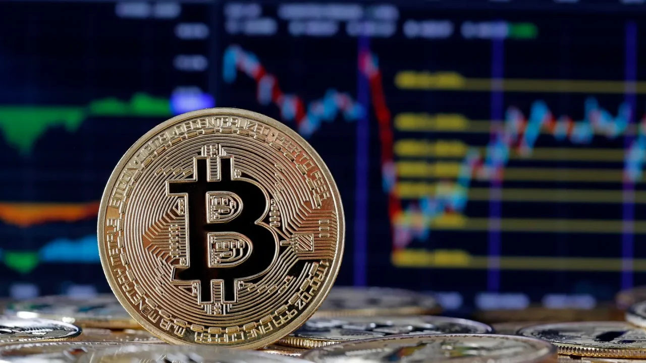 El bitcoin cae con fuerza: por qué bajó de los 78,000 dólares, aquí te contamos