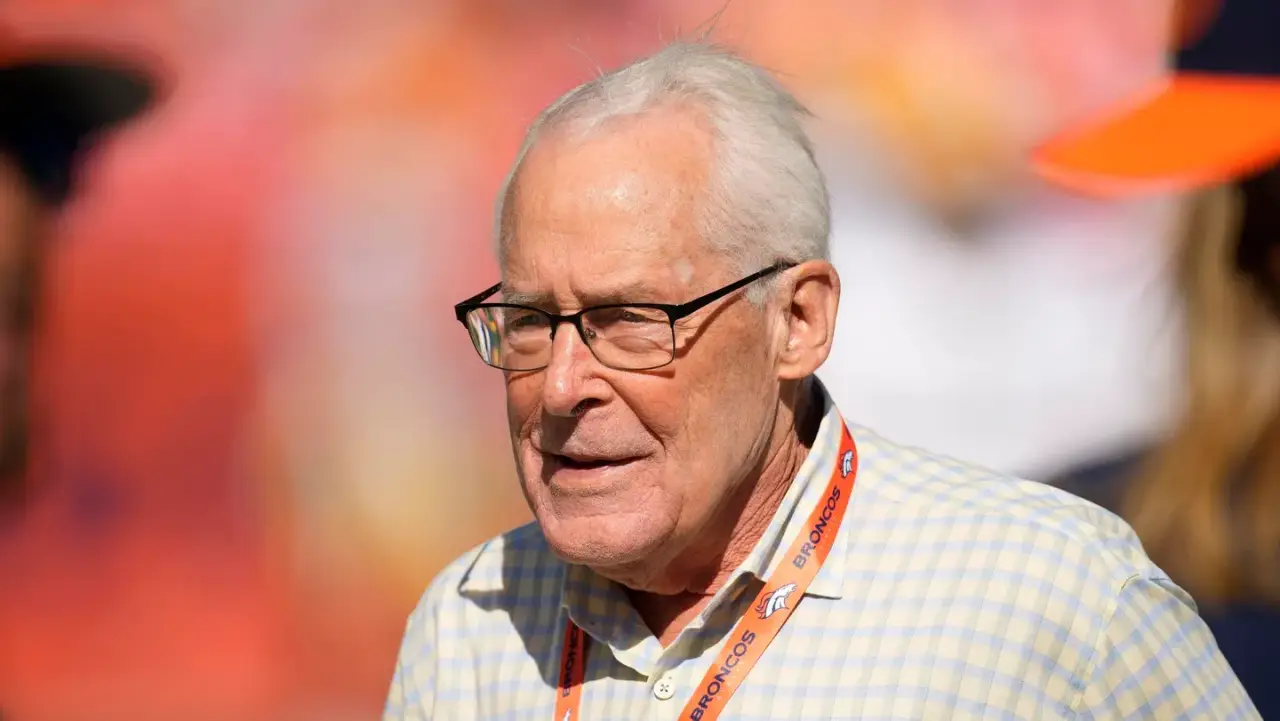 Por qué las acciones de Walmart alcanzaron un máximo histórico, lo que catapultó a Rob Walton al top 10 de los más ricos