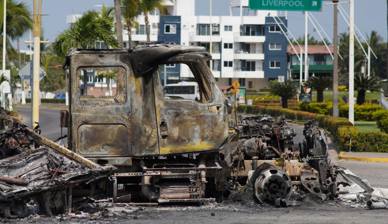 Aseguradoras activan protocolos por violencia tras abatimiento de ‘El Mencho’