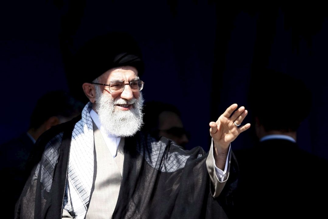 Irán confirma la muerte del ayatolá Ali Jameneí