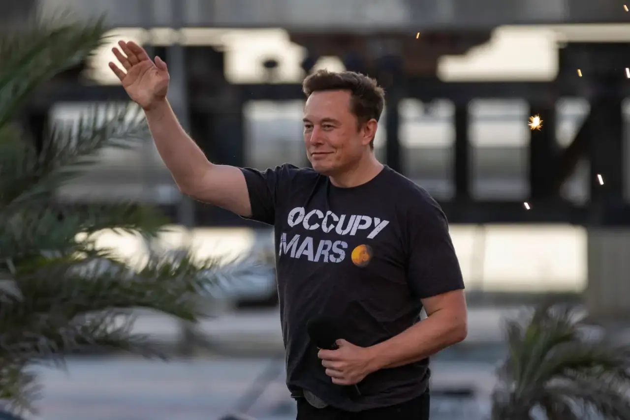 SpaceX de Elon Musk se fusiona con xAI para lanzar centros de datos de IA en el espacio