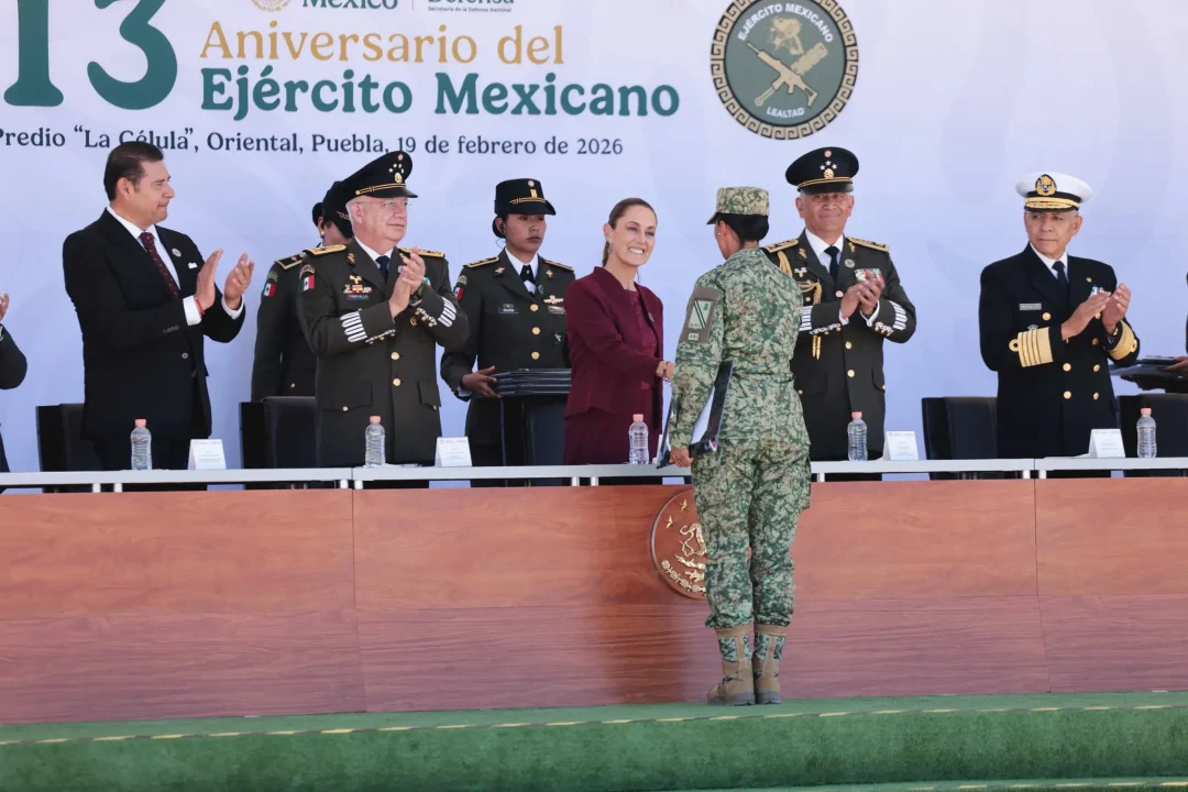Sheinbaum asegura que Fuerzas Armadas son ‘garantía’ de independencia de México