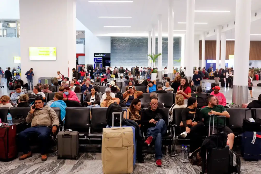 Viva y Volaris informan normalización gradual de operaciones en Guadalajara y Vallarta