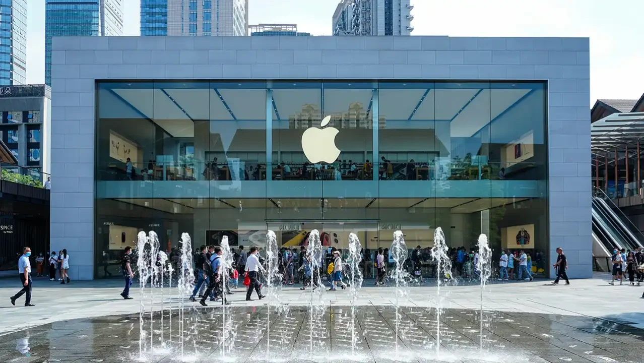 Accionistas de Apple rechazan solicitud de informe sobre riesgos de fabricación en China
