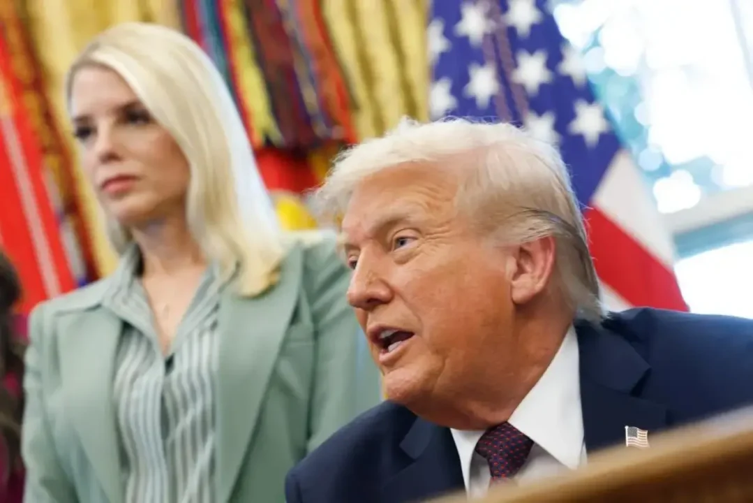 El Departamento de Justicia de Trump demanda a Harvard: se intensifica la disputa tras la negativa de la universidad a pagar