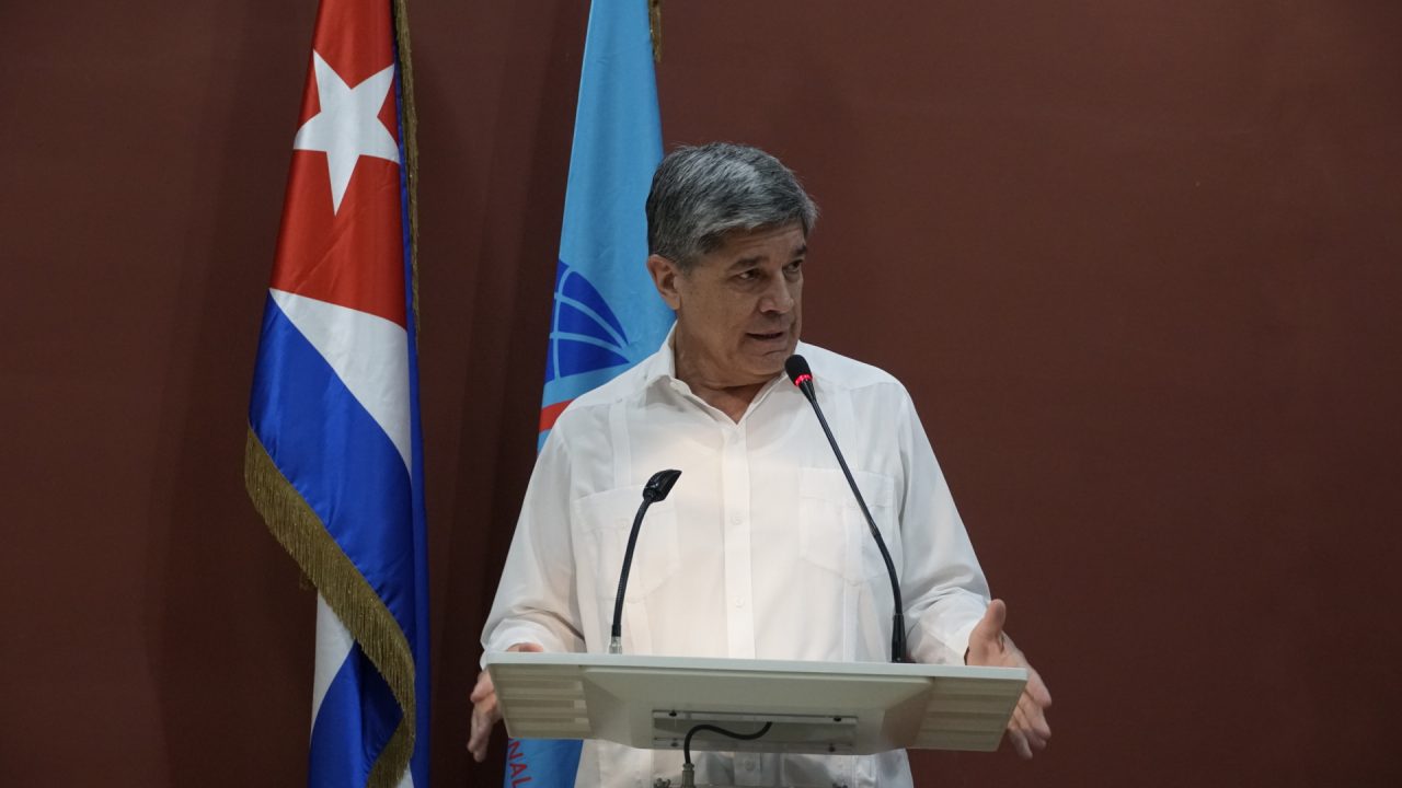 Cuba niega que se diseñe una mesa de negociación con EU