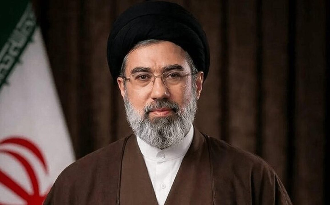 Precio del petróleo se dispara mientras los sectores duros de Irán juran lealtad al nuevo líder Mojtaba Jamenei