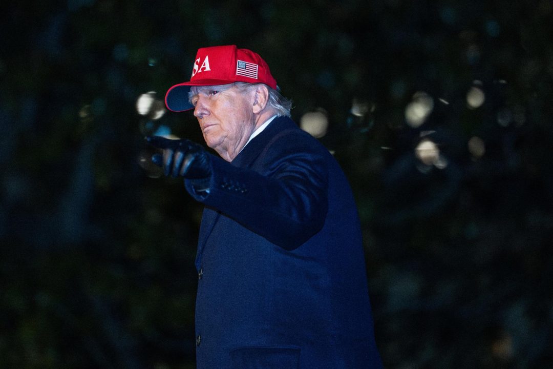 Trump sigue con la guerra contra Irán pese a advertencias sobre riesgos políticos en las elecciones de mitad de mandato