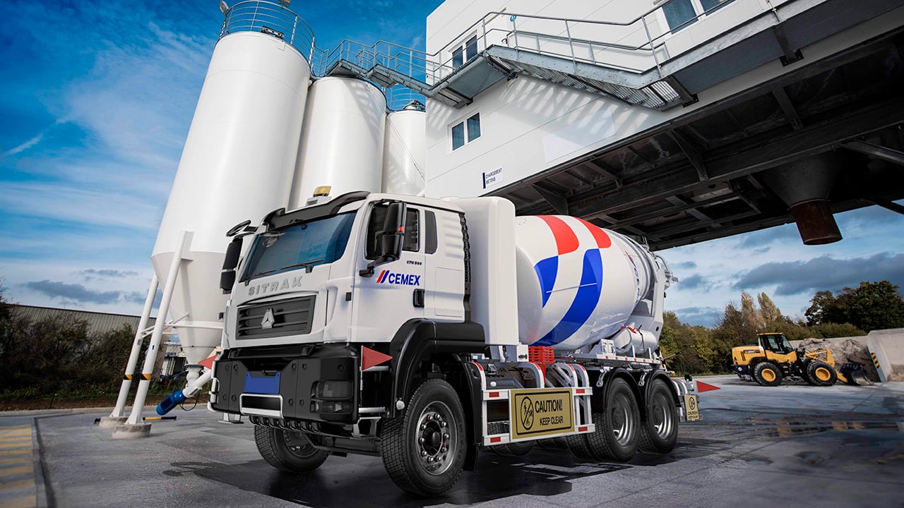 Cemex cumple 120 años en la construcción de las obras que definen a México