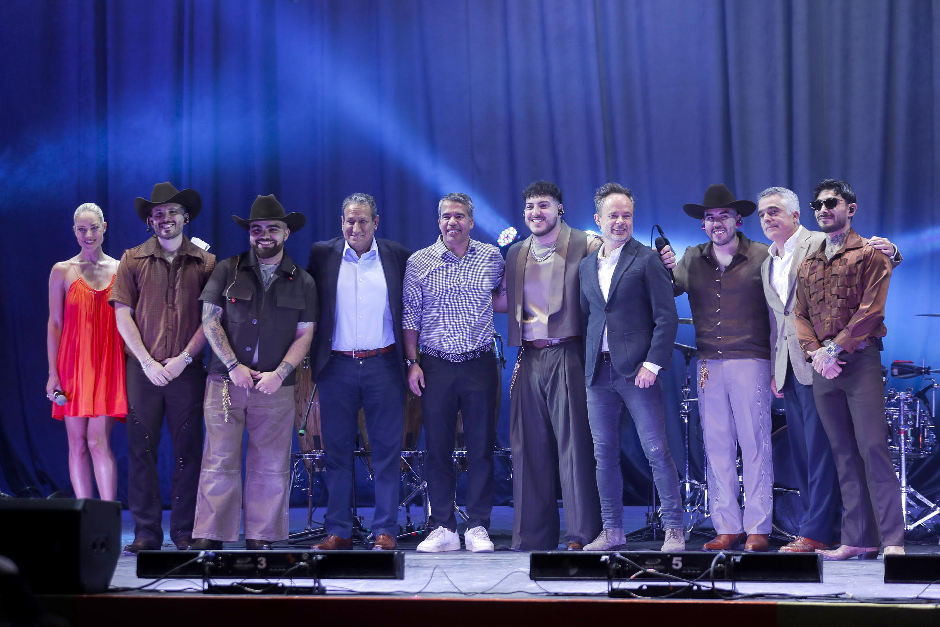 Grupo Frontera presenta canción oficial de la selección mexicana