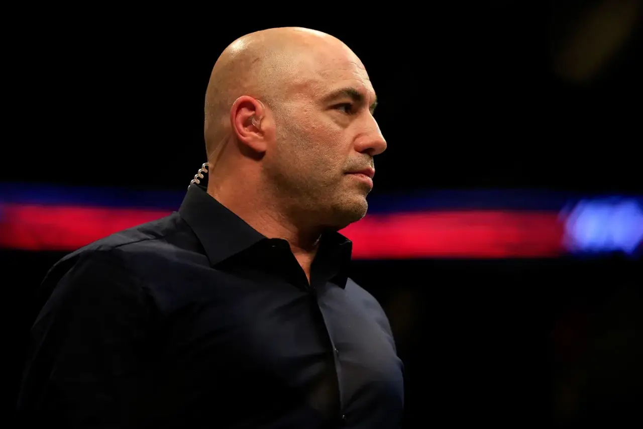Joe Rogan critica los ataques de Trump contra Irán: ‘Una locura’