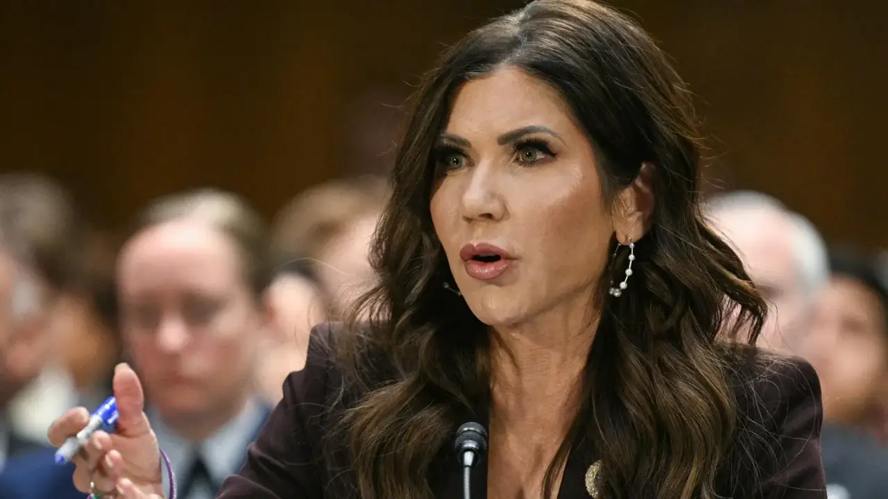 Kristi Noem niega haber llamado a Alex Pretti ‘terrorista doméstico’