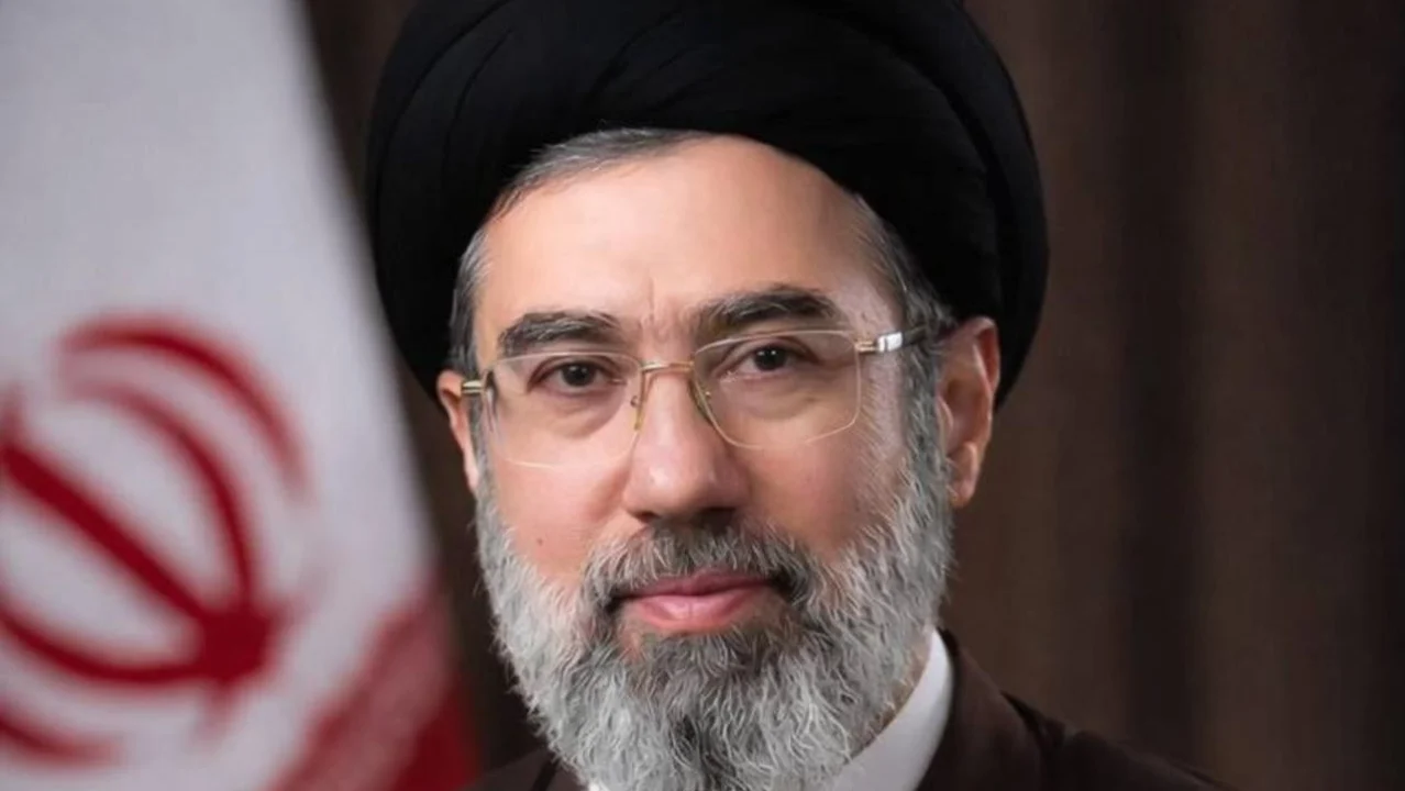 Mojtaba Jameneí, hijo del fallecido ayatolá, elegido como líder supremo de Irán; Guardia Revolucionaria expresa su obediencia