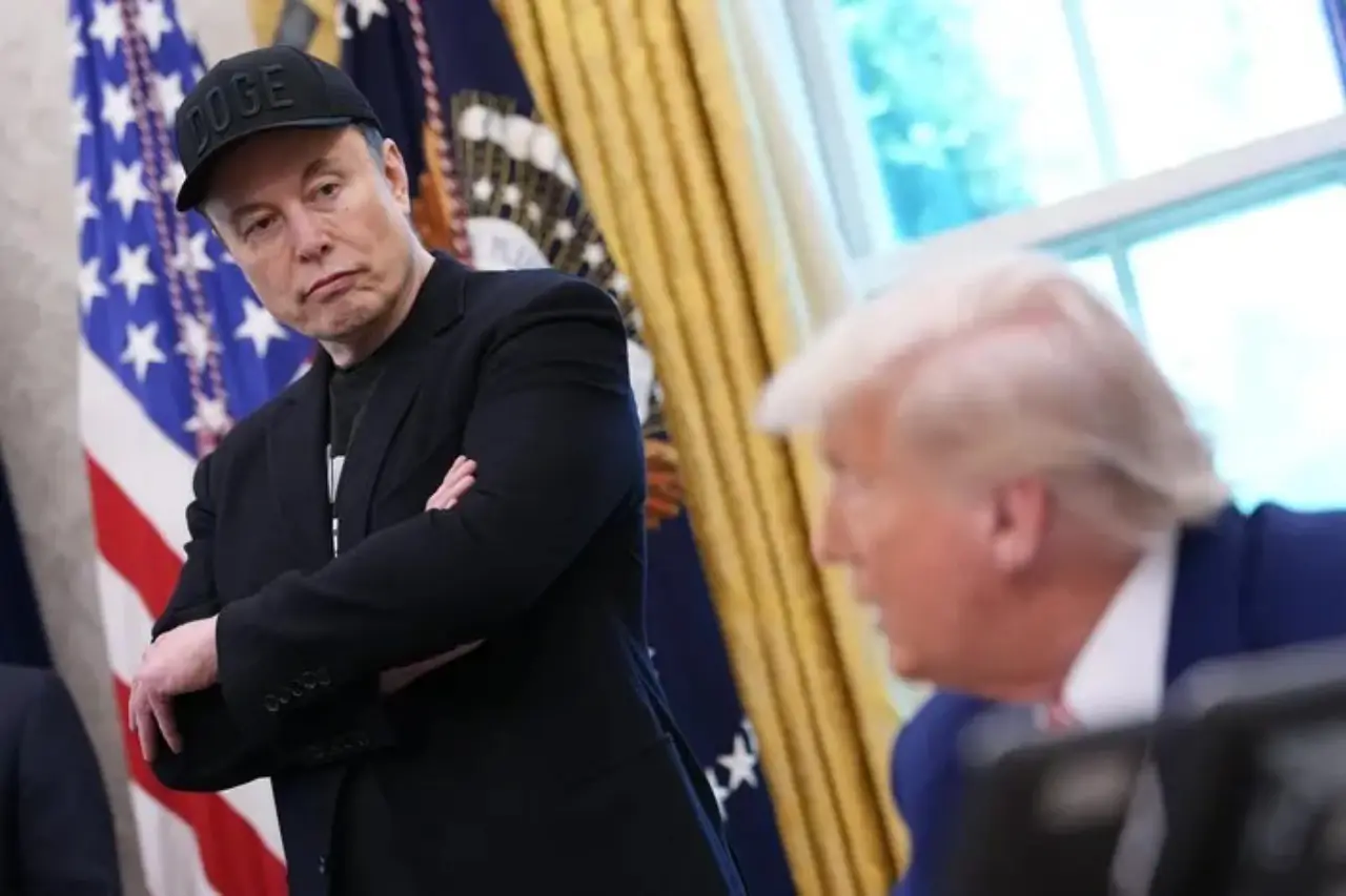 La Casa Blanca rechaza la oferta de Elon Musk de pagar al personal de la TSA en medio del cierre parcial del gobierno