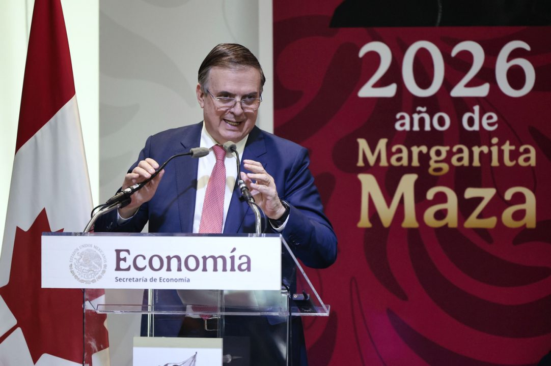 Ebrard viaja a EU para primera ronda de revisión del TMEC