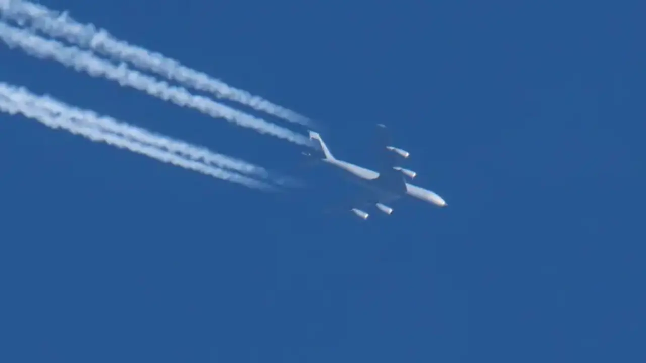 España cierra su espacio aéreo a aviones militares estadounidenses por la guerra con Irán