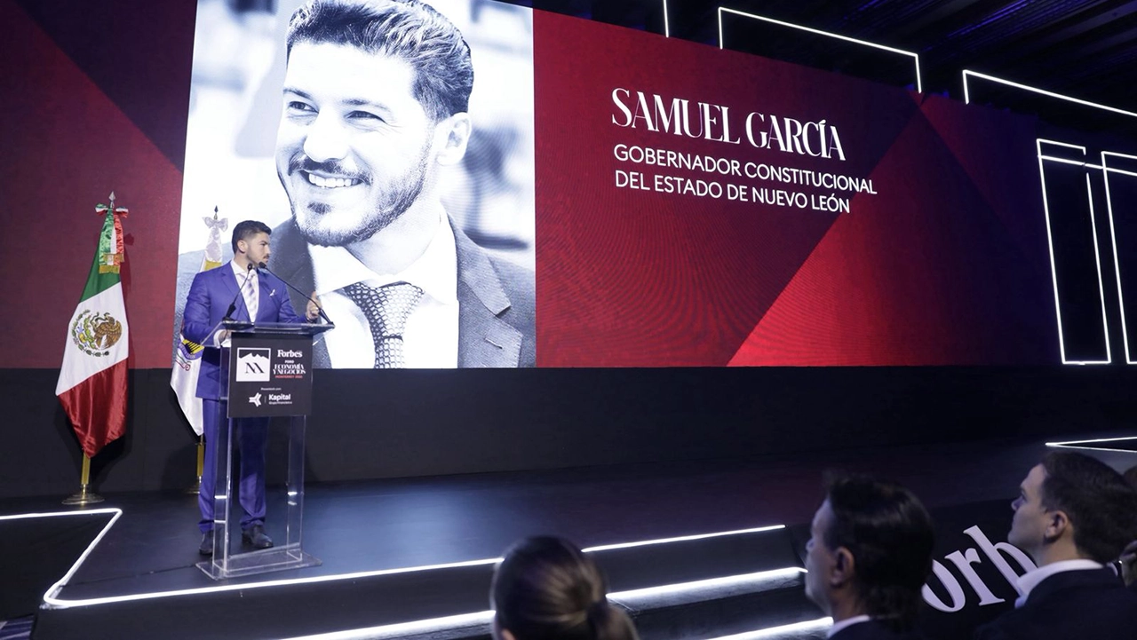 Foro Economía y Negocios: ‘Queremos que el modelo proempresa de Nuevo León se aplique en todo México’, afirma Samuel García