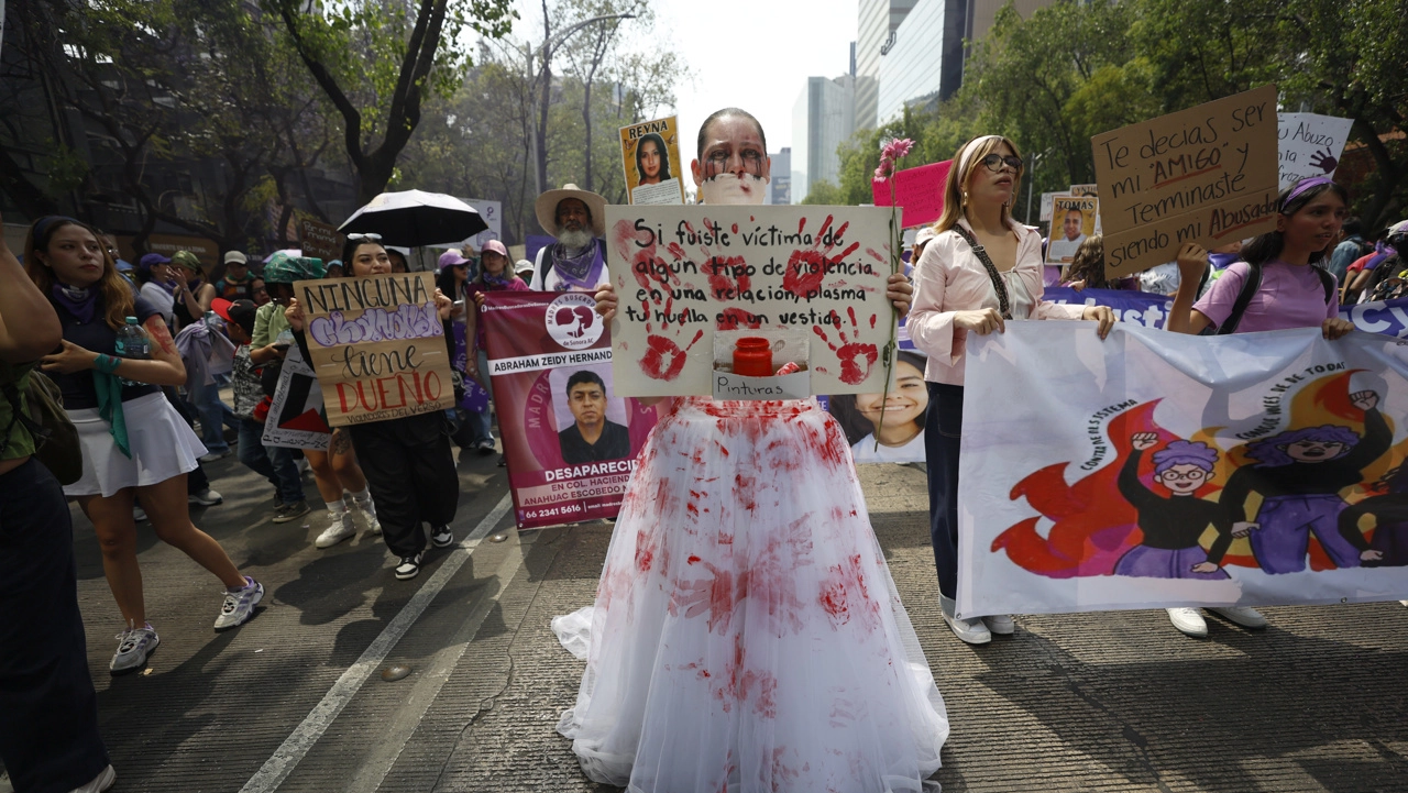 La marcha del 8M deja pérdidas por 66 mdp a negocios de la CDMX